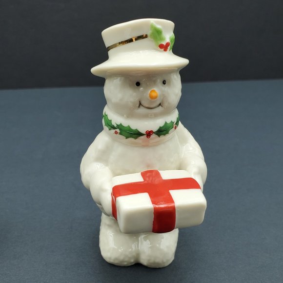 Lenox Happy Holly Days Snowman Sharing Gifts Salt Pepper Shakers Snowmen - Picture 10 of 11